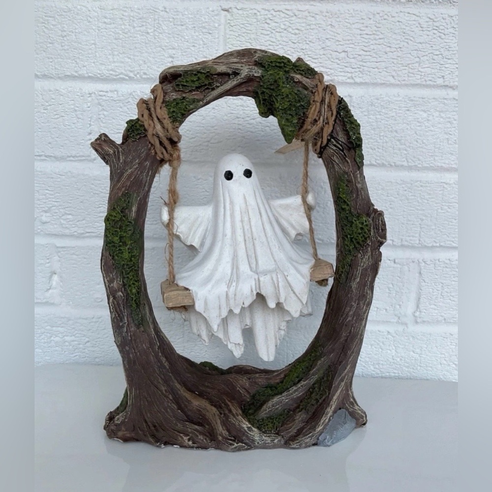 Viral Halloween Ghost on a Swing Halloween Decor by Sweet Street HomeGoods NWT